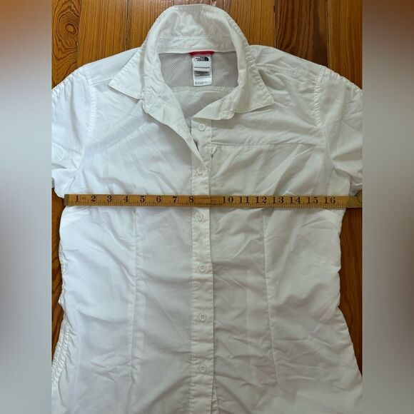 The North Face Top - Picture 8 of 9